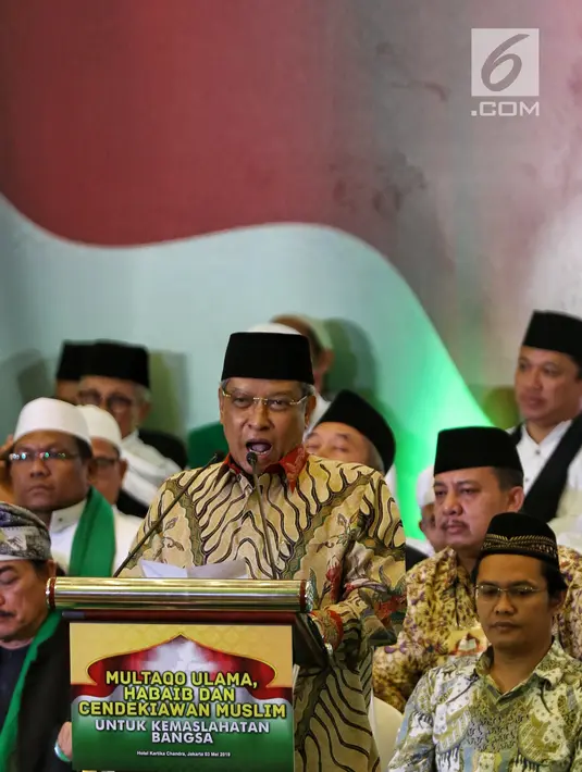 Ketua Umum PBNU Said Aqil Siradj, memberikan sambutan pada acara Multaqo Ulama, Habib dan Cendekiawan Muslim di Hotel Kartika Chandra, Jakarta, Jumat (3/5/2019). Pertemuan tersebut mengajak umat Islam untuk membangun ukhuwah dan rekonsiliasi pasca Pemilu. (Liputan6.com/Johan Tallo)