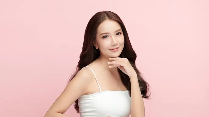 Skinimalism Is the New Self-Care: Saat Rutinitas Simpel Justru Bikin Kulit Lebih Sehat