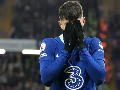 Reaksi pemain Chelsea Kai Havertz setelah mencetak gol ke gawang Everton pada pertandingan sepak bola Liga Inggris di Stadion Stamford Bridge, London, Inggris, Sabtu (18/3/2023). (AP Photo/Kirsty Wigglesworth)