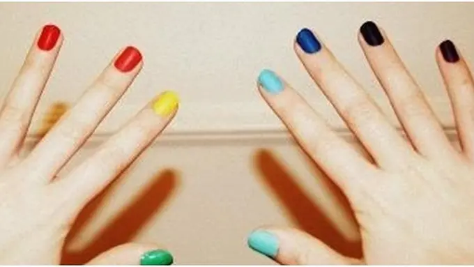 Photo copyright All Women Stalk.com