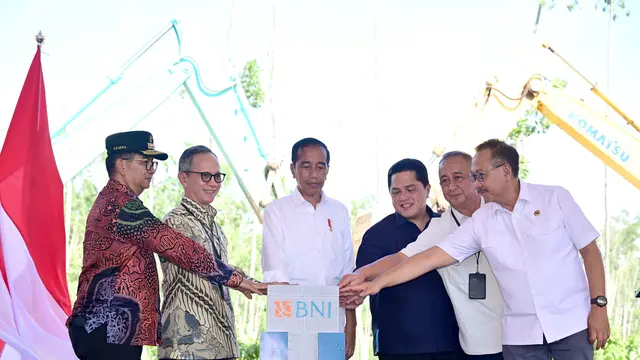 Presiden Joko Widodo atau Jokowi mengatakan Ibu Kota Nusantara (IKN) di Kalimantan Timur kedepannya dapat menjadi lokasi untuk menggelar konser-konser besar.