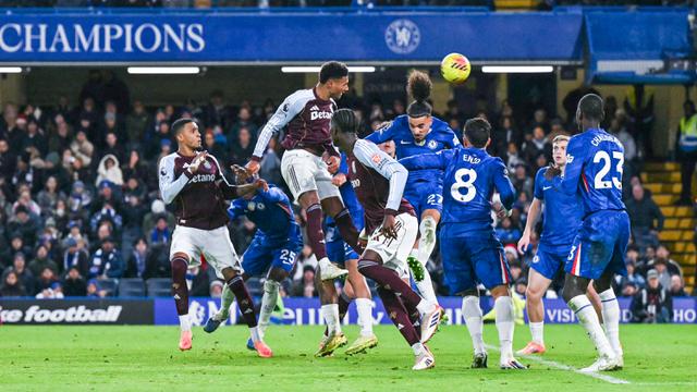 Foto: Ollie Watkins Buat Publik Stamford Bridge Terdiam, Aston Villa Bungkam Chelsea di Liga Inggris