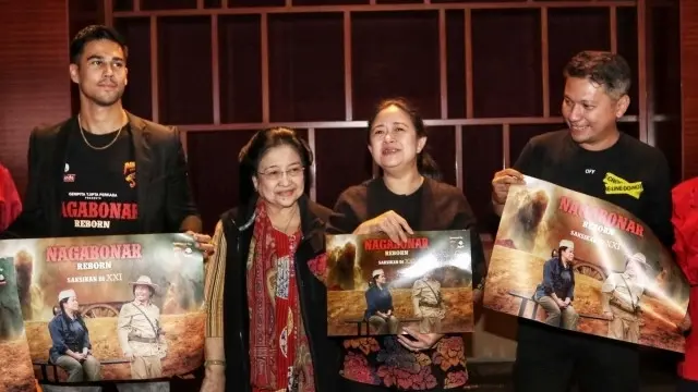 Momen Megawati dan Puan Maharani Nobar Nagabonar (sumber: Liputan6.com/JohanTallo)