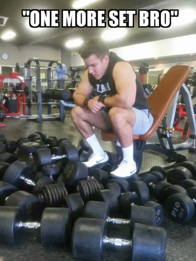 6 Meme Kocak Orang Rutin Jalani Gym Ini Bikin Tepuk Jidat