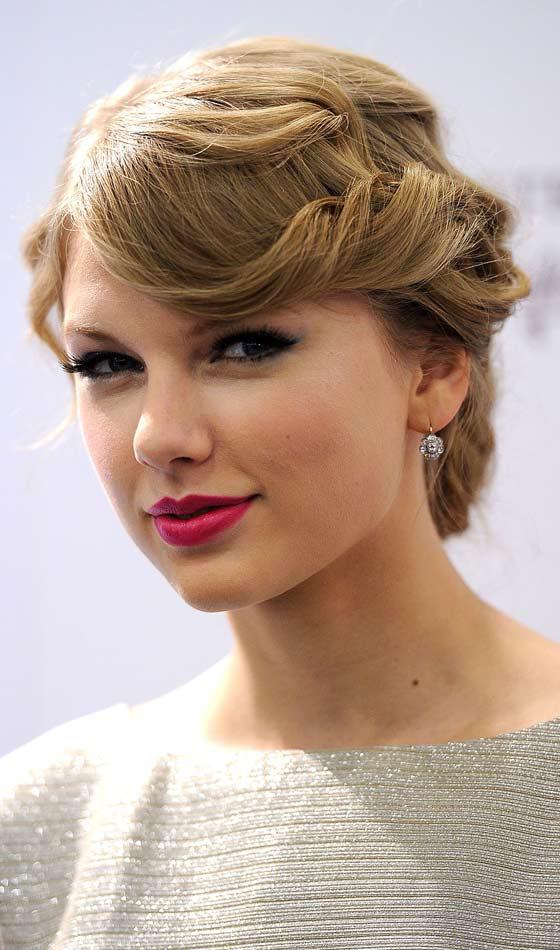 Hairstyle Taylor / Copyright : www.stylecraze.com/ thegetty