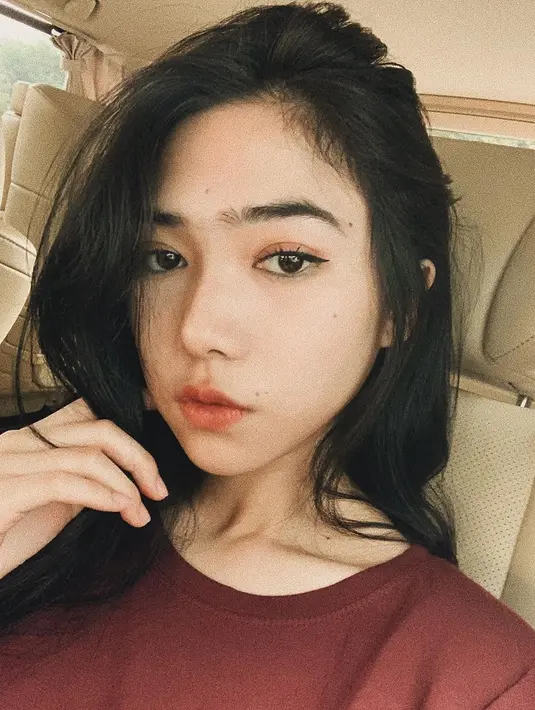 Isyana Sarasvati. (Instagram/Isyanasarasvati)