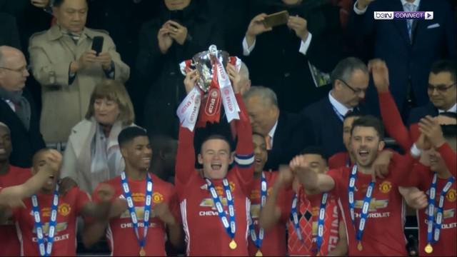 Video highlights final Piala Liga Manchester United vs Southampton, Minggu (26/2/2017). This video presented by BallBall.