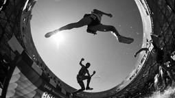Para pelari berlomba di nomor lari halang rintang 3.000m putra Kejuaraan Dunia Atletik 2015 di Stadion Nasional, Beijing, Tiongkok. (22/8/2015). (AFP Photo/Franck Fife)