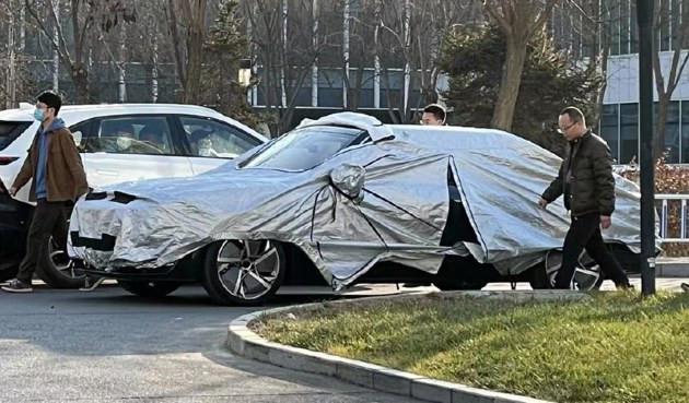 Mobil sedan terbaru WEY (chinacarforums.com)