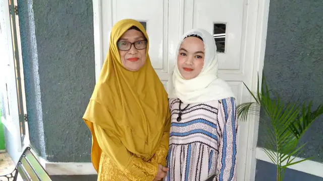 6 Potret Terbaru Febriana Sapta ‘Antagonis Cilik’ Bareng Ibunda, Penuh Kehangatan