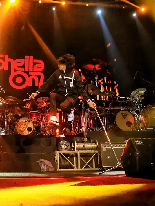 Menurutnya, waktu yang paling tepat untuk rilis single terbaru mereka adaldh di awal tahun 2018. Tepatnya di sekitar bulan Januari dan Februari tahun 2018 nanti. Tak menutup kemungkinan jika lebih cepat lebih baik. (Adrian Putra/Bintang.com)