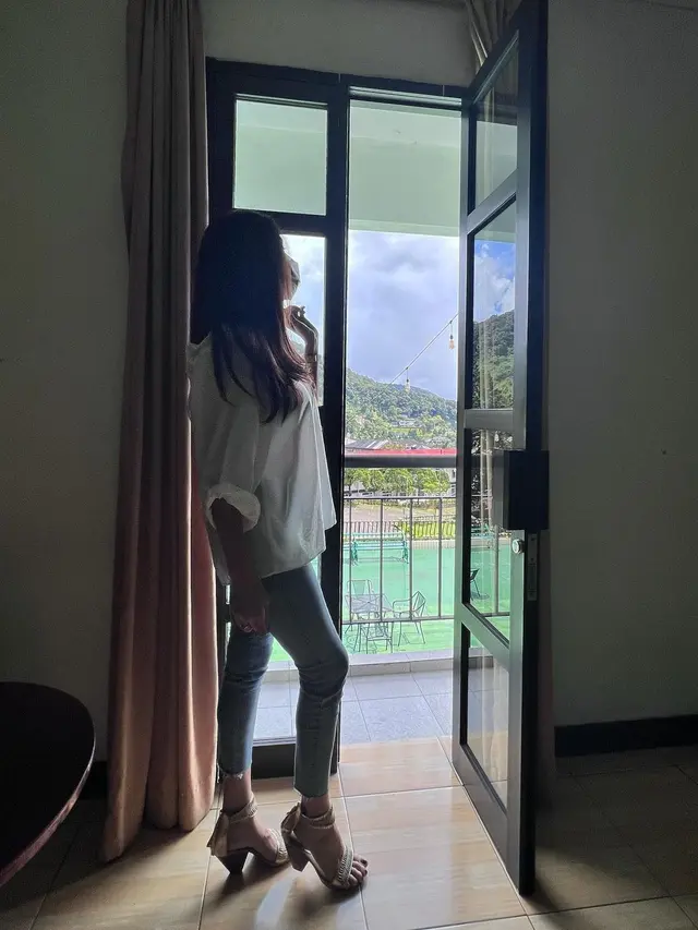 Tamara Bleszynski jual hotel warisan (Instagram/tamarableszynskiofficial)