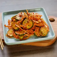 ilustrasi salad mentimun korea/sungsu han/Shutterstock