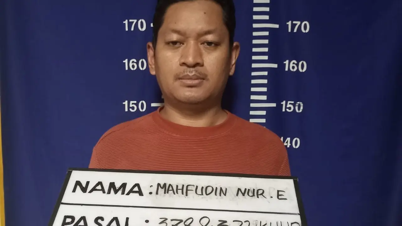 Pelaku penggelapan mobil rental (Istimewa)