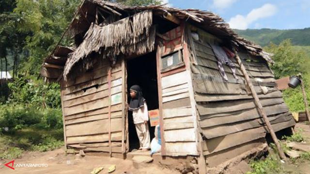 Terkeren 29+ Gambar Rumah Orang Miskin - Gani Gambar