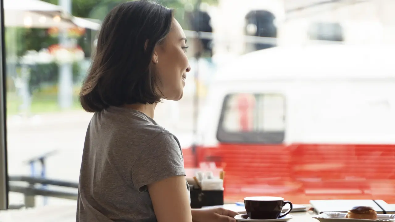 wanita maret tanda cerdas emosi
