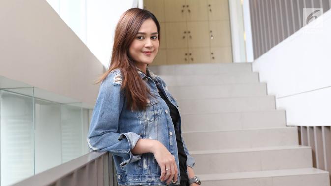 Joget Bareng Di Film Jaran Goyang Cut Meyriska Jadi Akrab Dengan