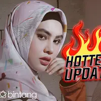 HL Hottest Update Kartika Putri (Fotografer: Deki Prayoga/Bintang.com)