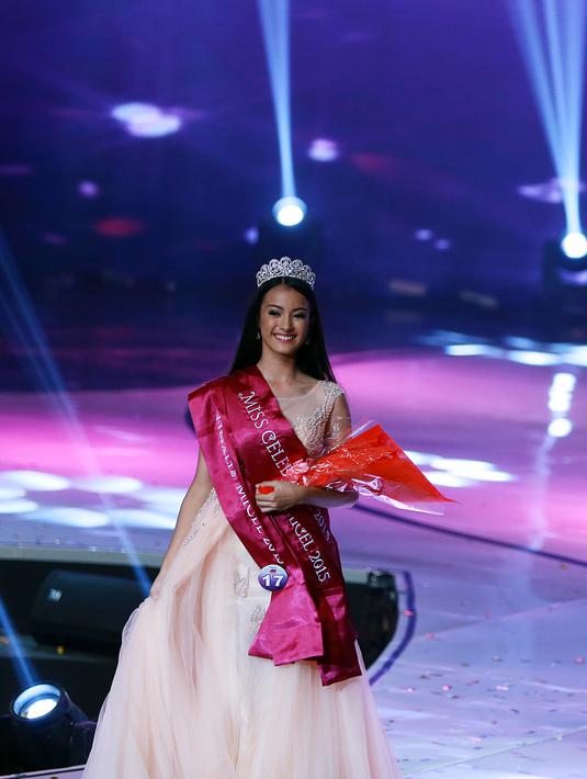 Mawar dari Medan dinobatkan sebagai Miss Celebrity Indonesia 2015 setelah melalui proses panjang audisi dan masa karantina bagi 20 finalis. Gelar tersebut didapatnya karena penilaian perempuan terbaik jatuh pada dirinya. (Deki Prayoga/Bintang.com)