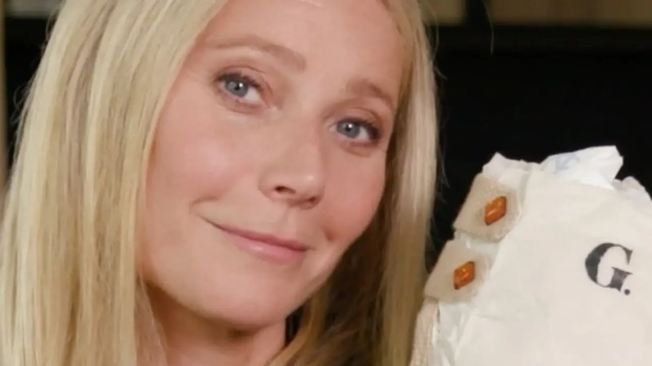Gwyneth Paltrow memperkenalkan popok yang diproduksi oleh perusahaannya