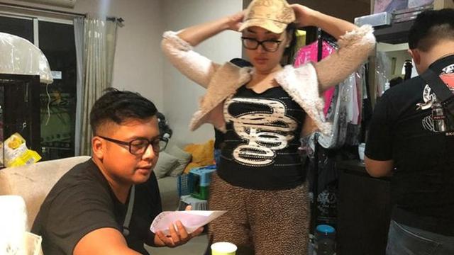 Terseret Kasus Narkoba, Ini 7 Potret Detik-detik Lucinta Luna Ditangkap Polisi