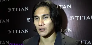 Kecelakaan moda transportasi udara Indonesia kembali terjadi, pesawat militer Hercules jatuh menimpa pemukiman warga di Medan, Sumatera Utara.