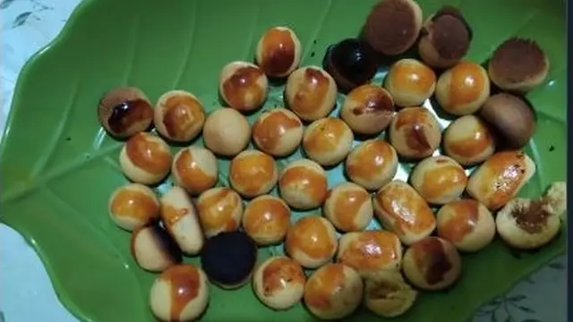 6 Momen Masak Kue Lebaran Tak Sesuai Ekspektasi, Hasilnya Kocak