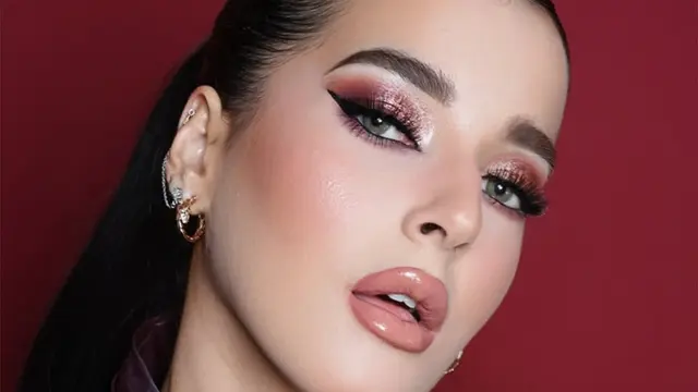 Gaya Makeup Bold Ala Tasya Farasya. (instagram/tasyafarasya)