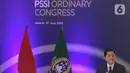 Ketua Umum Persatuan Sepak Bola Seluruh Indonesia (PSSI), Erick Thohir menyampaikan sambutan saat Kongres Biasa PSSI 2025 di Hotel Ritz-Carlton, Jakarta, Rabu (4/6/2025). (Liputan6.com/Herman Zakharia)