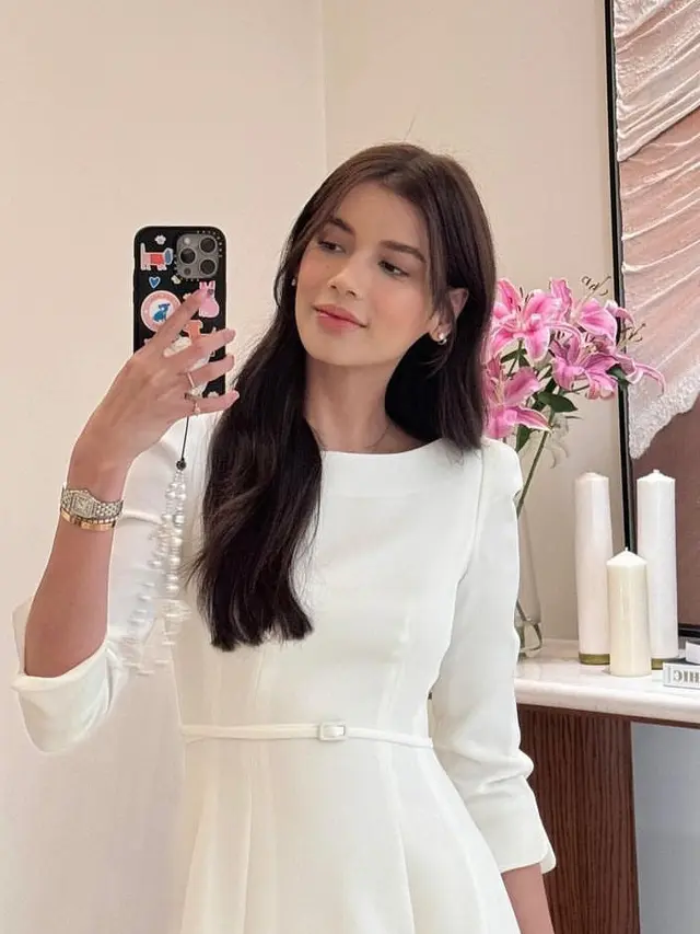 Sabrina Chairunnisa saat Hadir Fan Meeting Kim Soo Hyun. [@sabrinachairunnisa_]