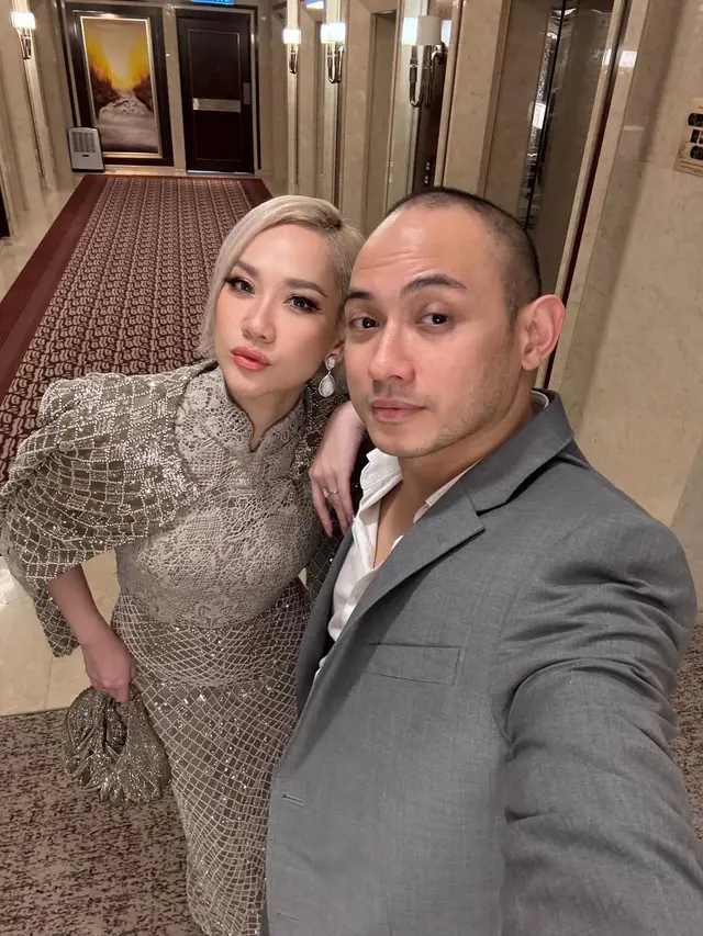 6 Detail Penampilan BCL Kondangan Mewah di Kuala Lumpur, Elegan dan Glamor