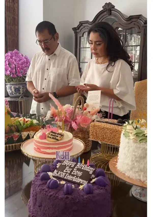 6 Momen Ultah Mayangsari ke-52, Rayakan Bersama Bambang Trihatmodjo di Rumah