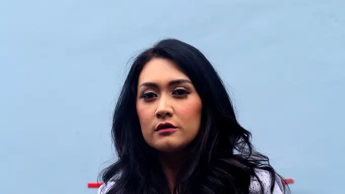 [Bintang] Nafa Urbach