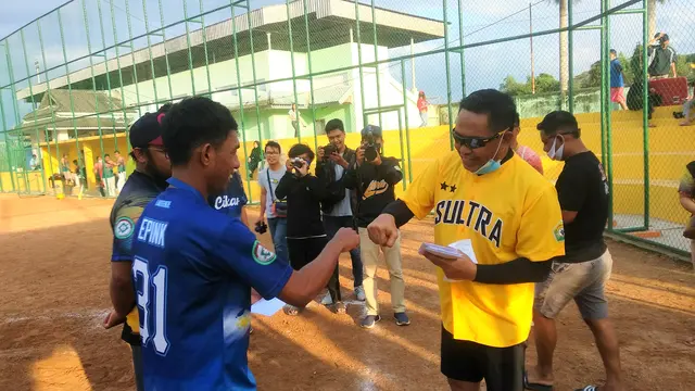 Kuis yang digelar selama Softball Fun Game di Kendari.(Liputan6.com/Ahmad Akbar Fua)