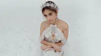 Niki Zefanya Resmi Rilis Album Perdana Berjudul Moonchild