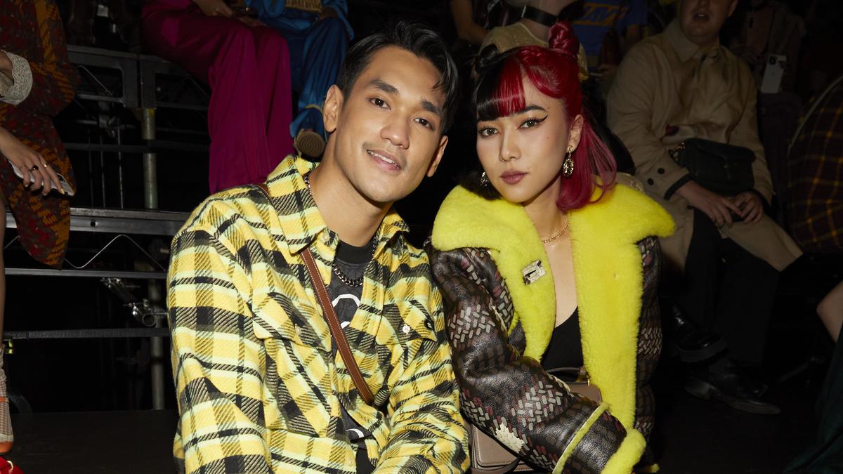 Tampilan Ngejreng Isyana Sarasvati dan Afgan di New York Fashion Week 2023 - Vimarsana News