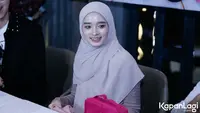 Inara Rusli mengejutkan banyak pihak. Saat kemelut rumah tangganya dengan Virgoun sedang bergulir di Pengadilan Agama (PA), perempuan tiga orang anak itu memutuskan untuk melepas cadar. [Foto: Bayu Herdianto/KapanLagi.com]