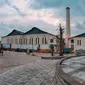 Restorasi pabrik gula colomadu menjadi pusat kebudayaan bertaraf internasional di Jawa Tengah. Kini nama barunya De Tjolomadoe