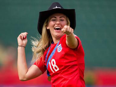Striker berparas cantik asal Inggris, Toni Duggan, resmi merapat ke Camp Nou untuk bergabung dengan Tim putri FC Barcelona. (AFP/Geoff Robins)