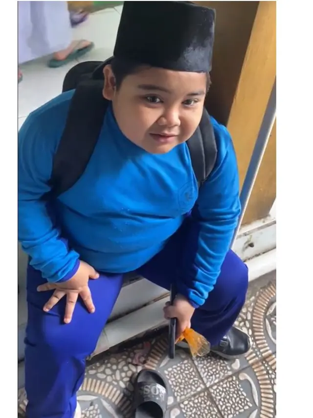 6 Potret Bocah Mirip Karakter Russell di Film Up, Jadi Siswa SMP yang Aktif