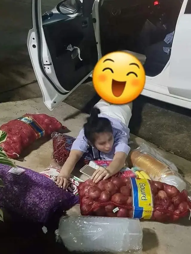 falling star challenge versi emak-emak (foto: Facebook Spacetion id)