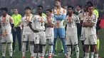 Ekspresi pemain Real Madrid usai laga final Piala Super Spanyol 2025 melawan Barcelona di King Abdullah Sport City, Jeddah pada Senin (13/1/2025) dini hari WIB. (FADEL SENNA/AFP)