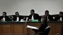 Jaksa Penuntut Umum (JPU) menuntut Artha Meris dengan hukuman penjara selama 4 tahun 6 bulan serta denda Rp 150 juta subsider 5 bulan kurungan, Jakarta, Kamis (6/11/2014). (Liputan6.com/Miftahul Hayat) 