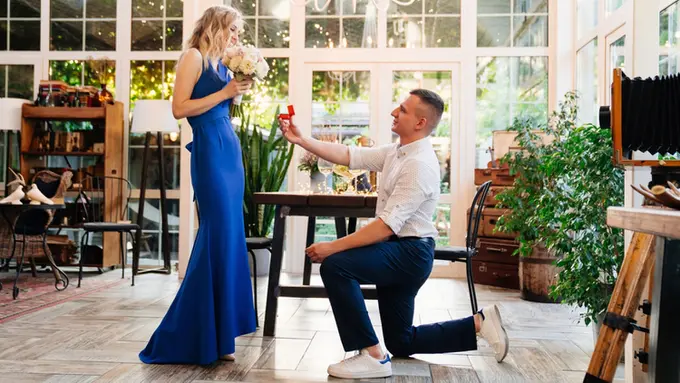 3 Cara Menyatakan Cinta yang Manjur Buat Luluhkan Hati Si Dia