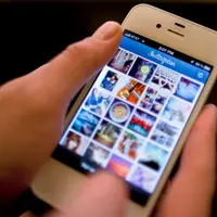 Follow mereka bikin kamu ingin buka Instagram terus hahaha.