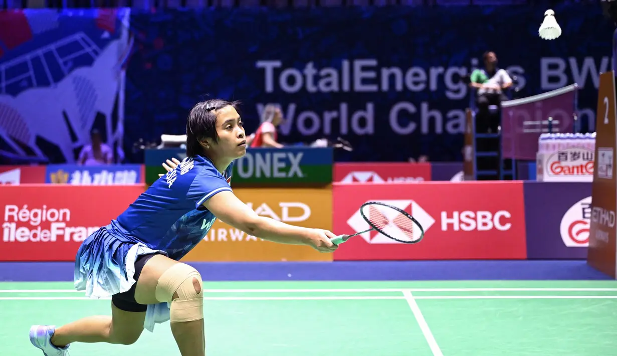 Gregoria Mariska Tunjung sukses melewati 64 besar Kejuaraan Dunia Bulu Tangkis 2025. (Bertrand GUAY/AFP)