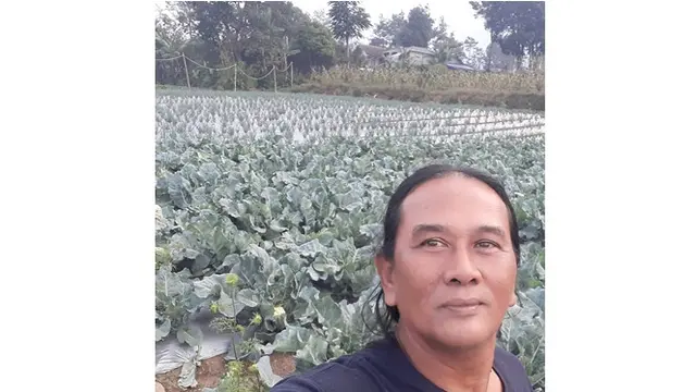6 Potret Ken Ken Wiro Sableng yang Kini Jadi Petani, Pilih Tinggal di Kaki Gunung