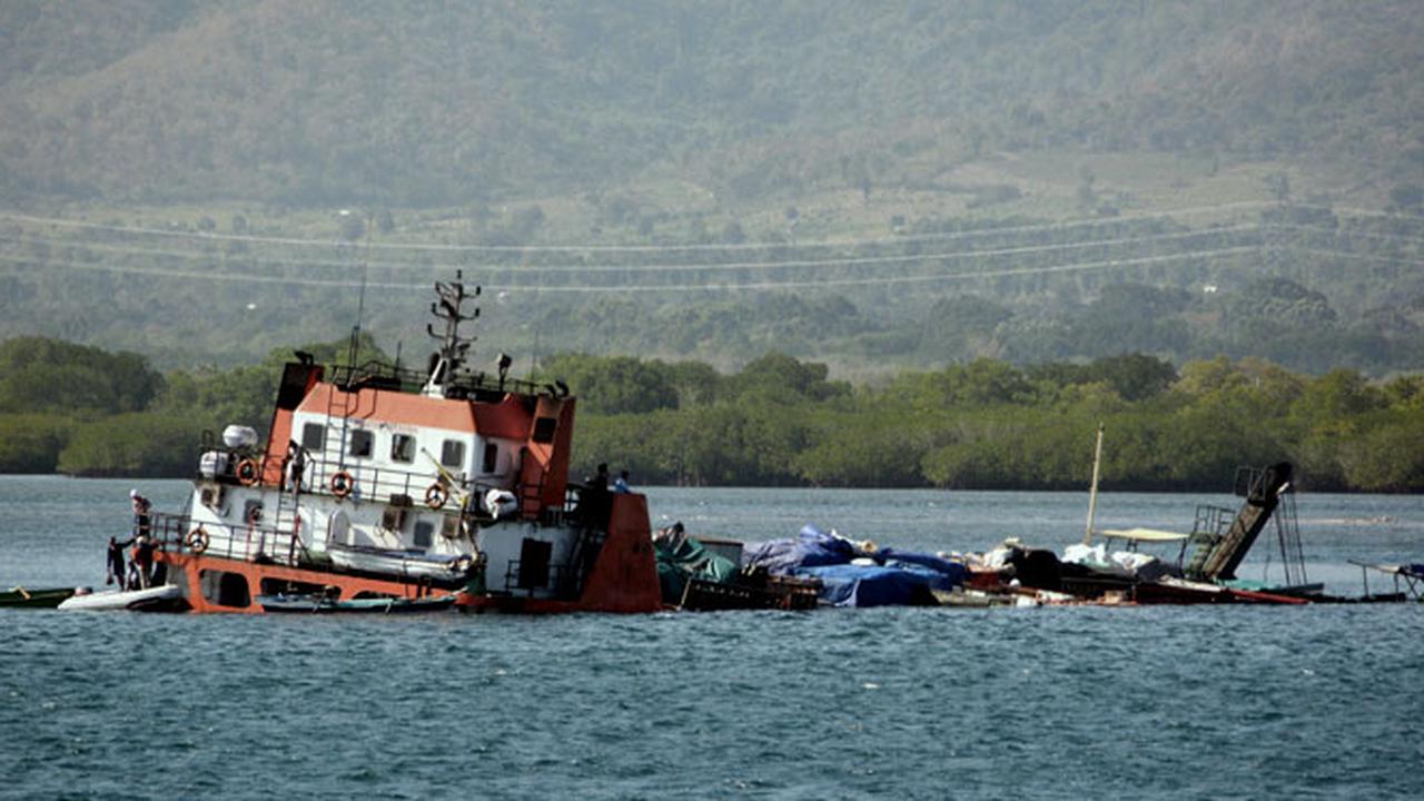 Feri Tradisional Tenggelam, 3 Orang Tewas