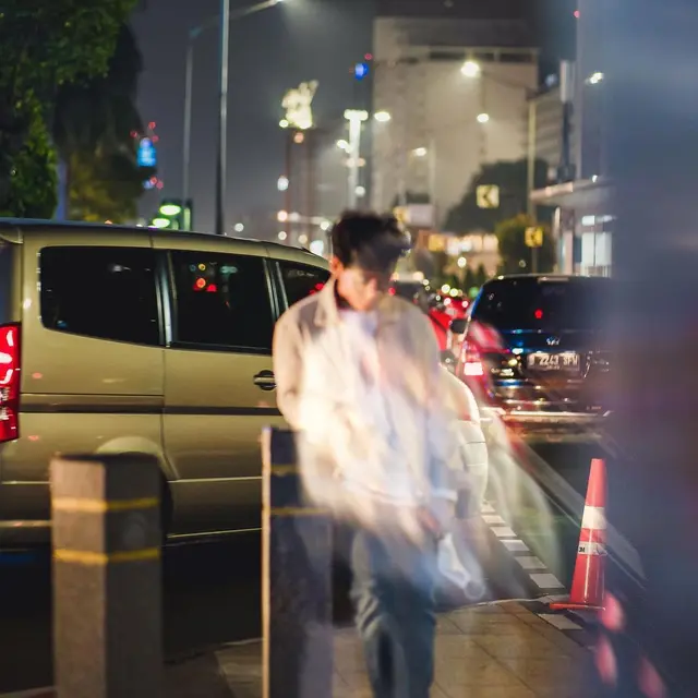 Punya Bakat di Bidang Fotografi, 6 Foto Blur Rey Bong Ini Estetik Banget