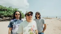 Kelompok Penerbang Roket Gambarkan Filosofi Perjalanan Band dalam Rilis Album Baru Berjudul KOMA